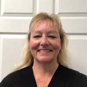 Meet your Posher, Suzanne